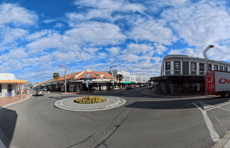 New UltraHD 8K capture of the 200 block roundabout
